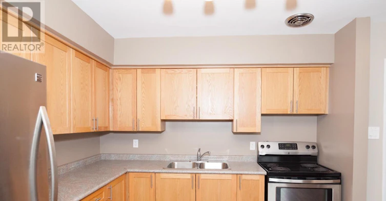 B-920 Pape Avenue, Toronto, ON, M4K 3V2 - 7