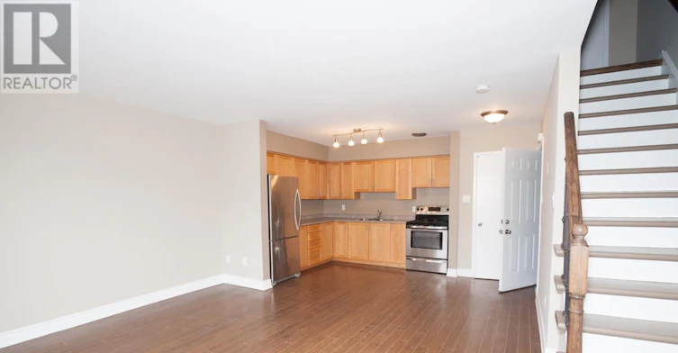 B-920 Pape Avenue, Toronto, ON, M4K 3V2 - 5