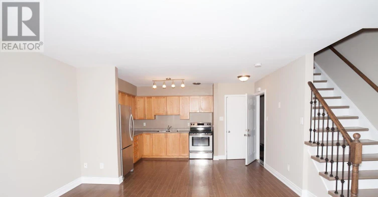 B-920 Pape Avenue, Toronto, ON, M4K 3V2 - 3