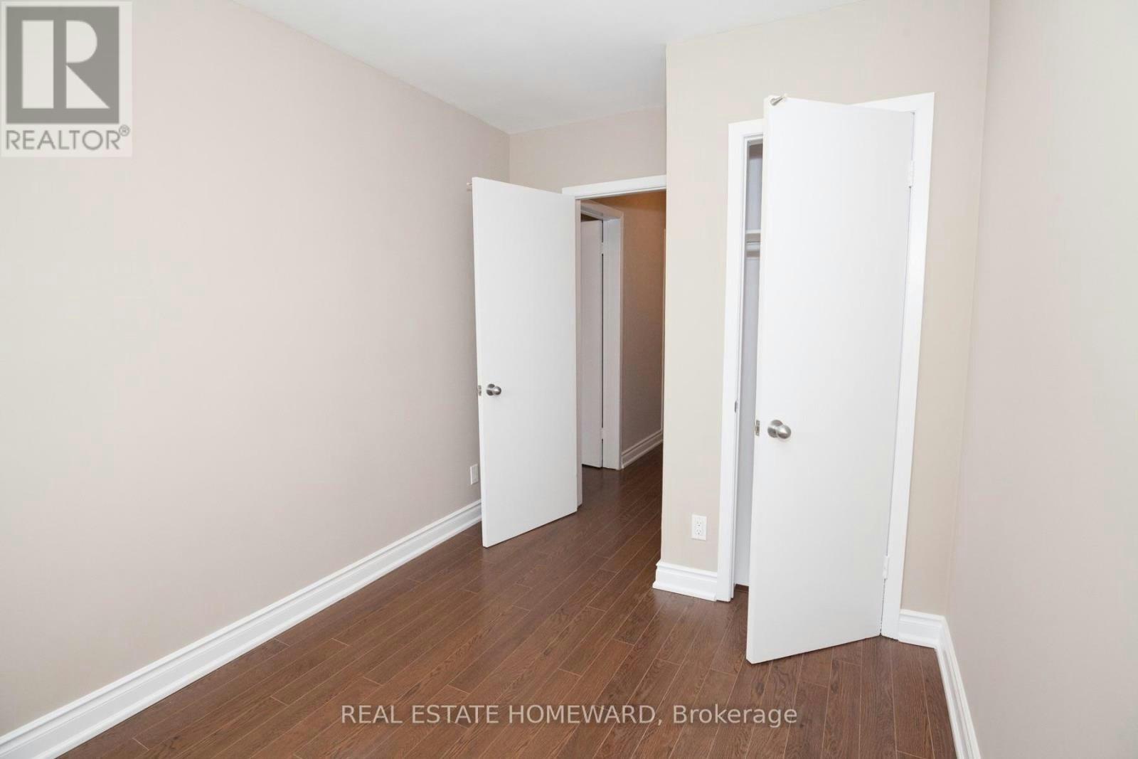 B-920 Pape Avenue, Toronto, ON, M4K 3V2 - 18