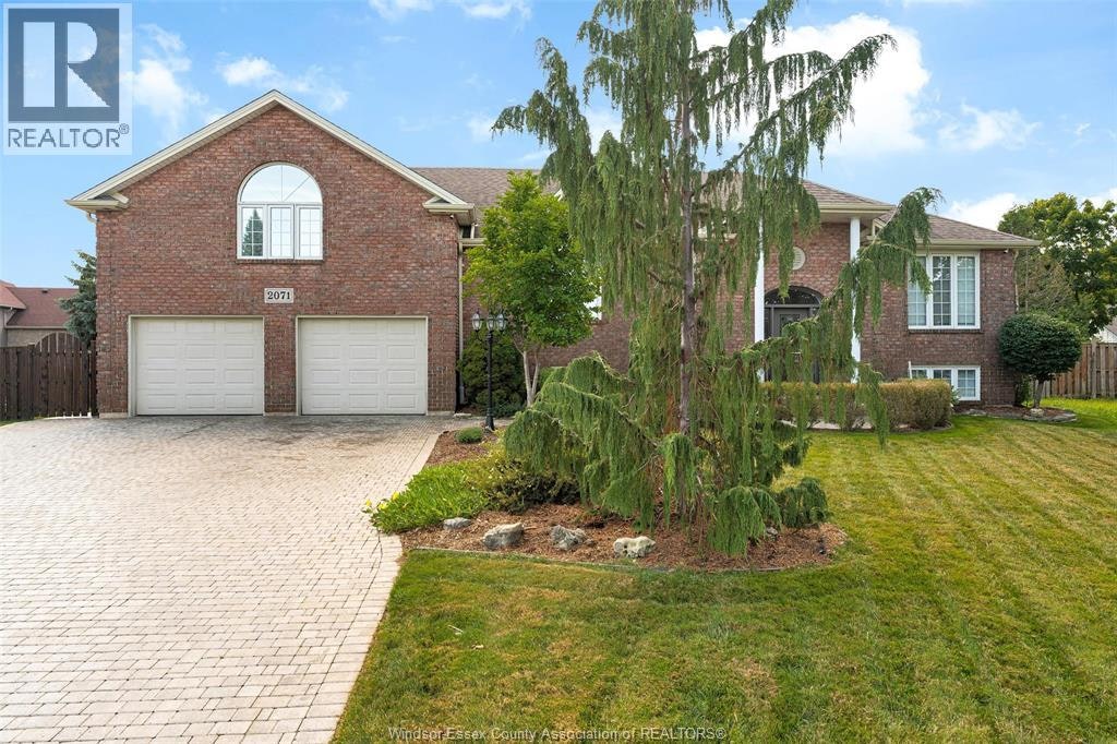 2071 Eugeni, Tecumseh, ON, N9K 1B3