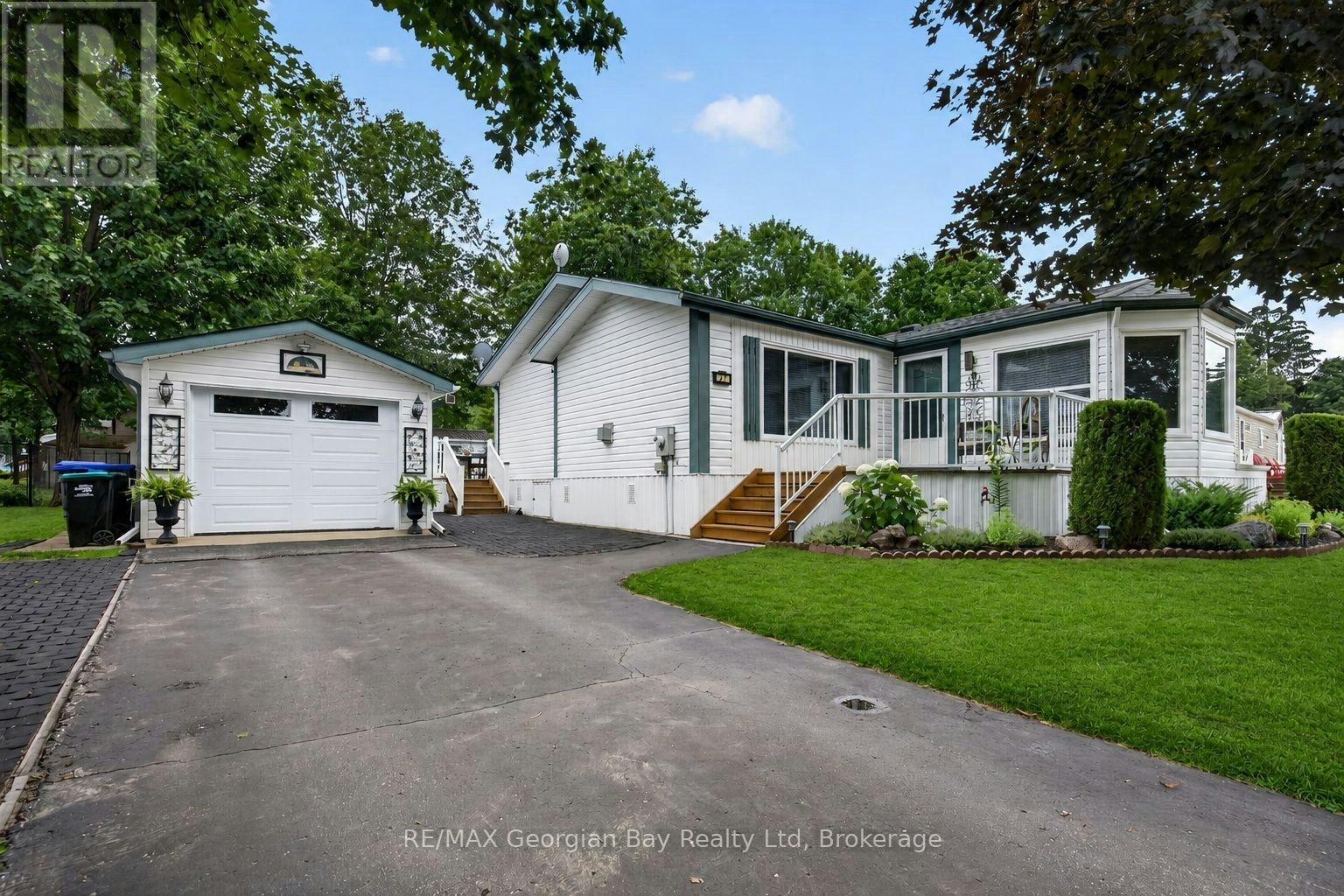 27 5411 Scottsdale Elliott Side Road, Tay, ON, L4R 4K3