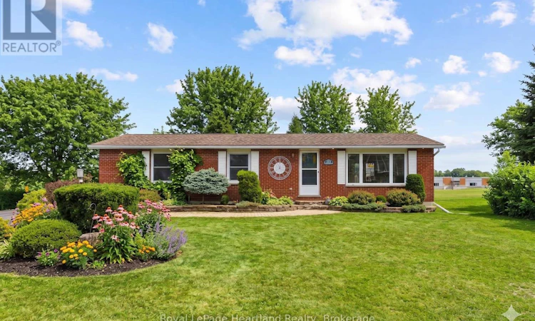 284 Manor Road