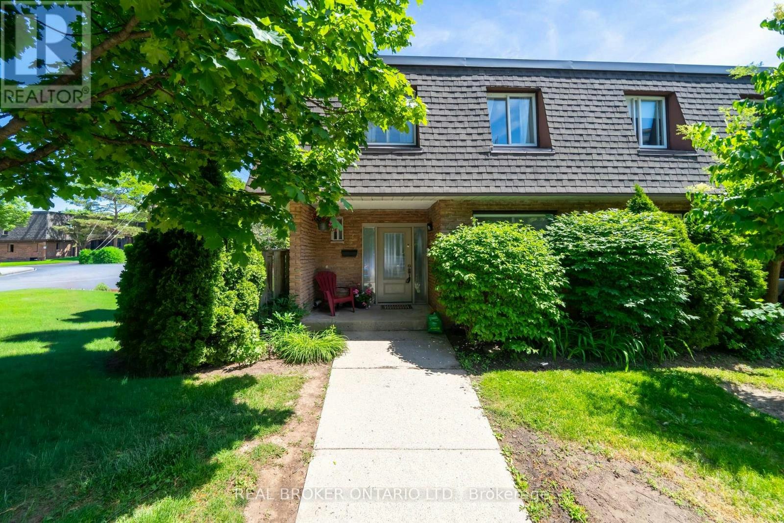 1-684 Dynes Road, Burlington, ON, L7N 2V6