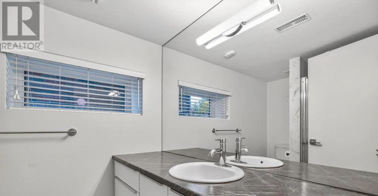 88 Kingsway Way SOUTH, Toronto, ON, M6S 3T3 - 37