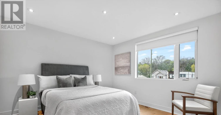 88 Kingsway Way SOUTH, Toronto, ON, M6S 3T3 - 27