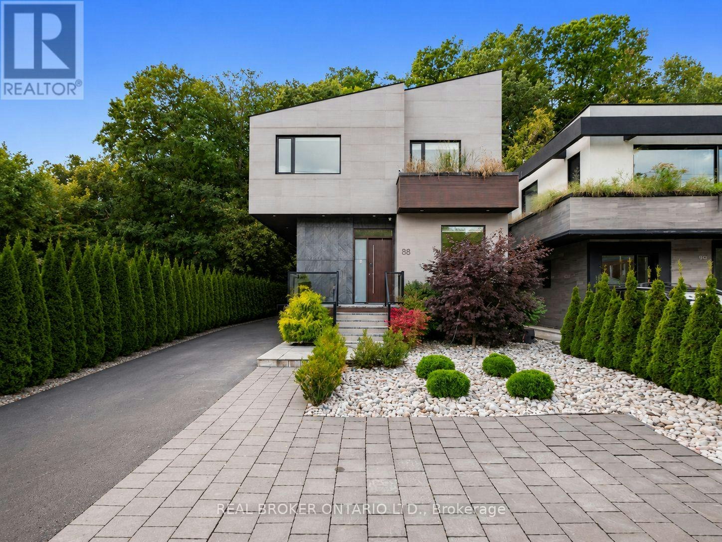 88 Kingsway Way SOUTH, Toronto, ON, M6S 3T3 - 3