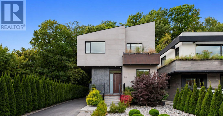 88 Kingsway Way SOUTH, Toronto, ON, M6S 3T3 - 3