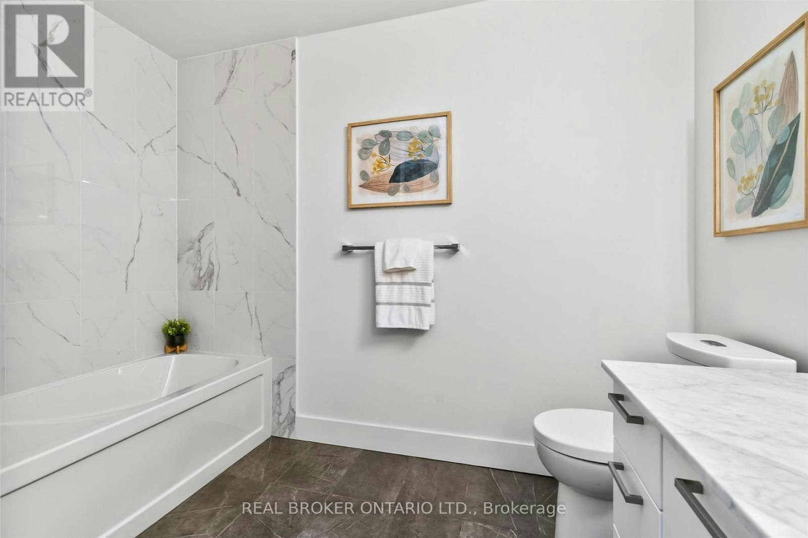 88 Kingsway Way SOUTH, Toronto, ON, M6S 3T3 - 30