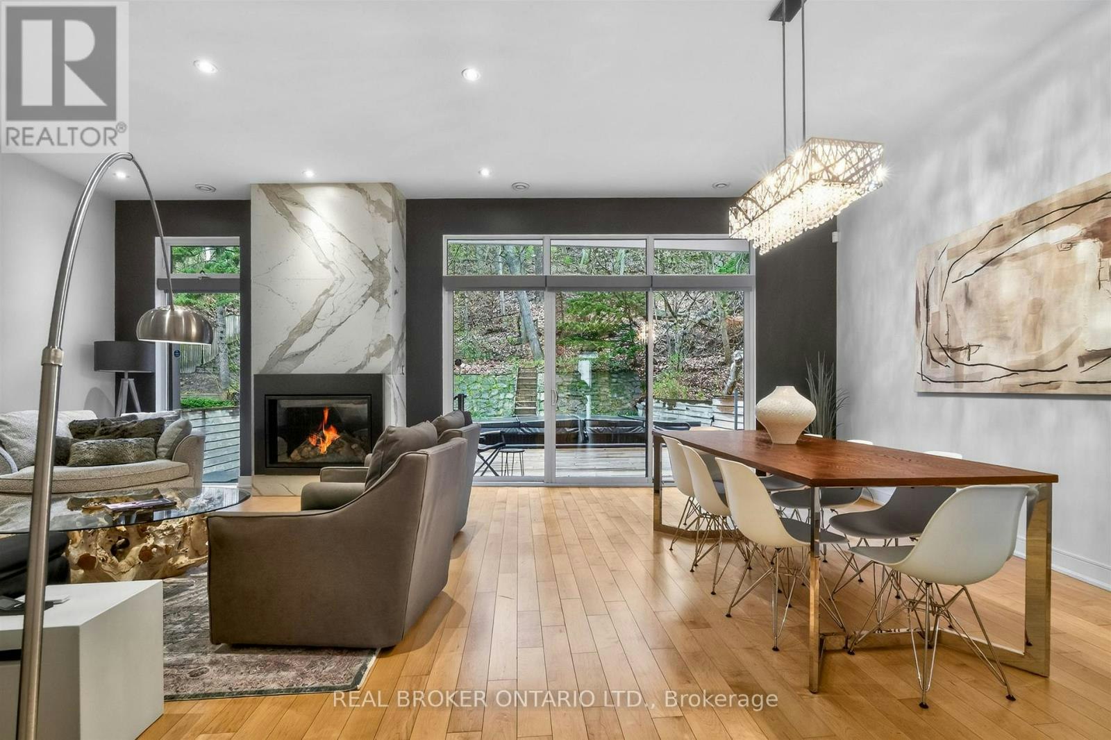 88 Kingsway Way SOUTH, Toronto, ON, M6S 3T3