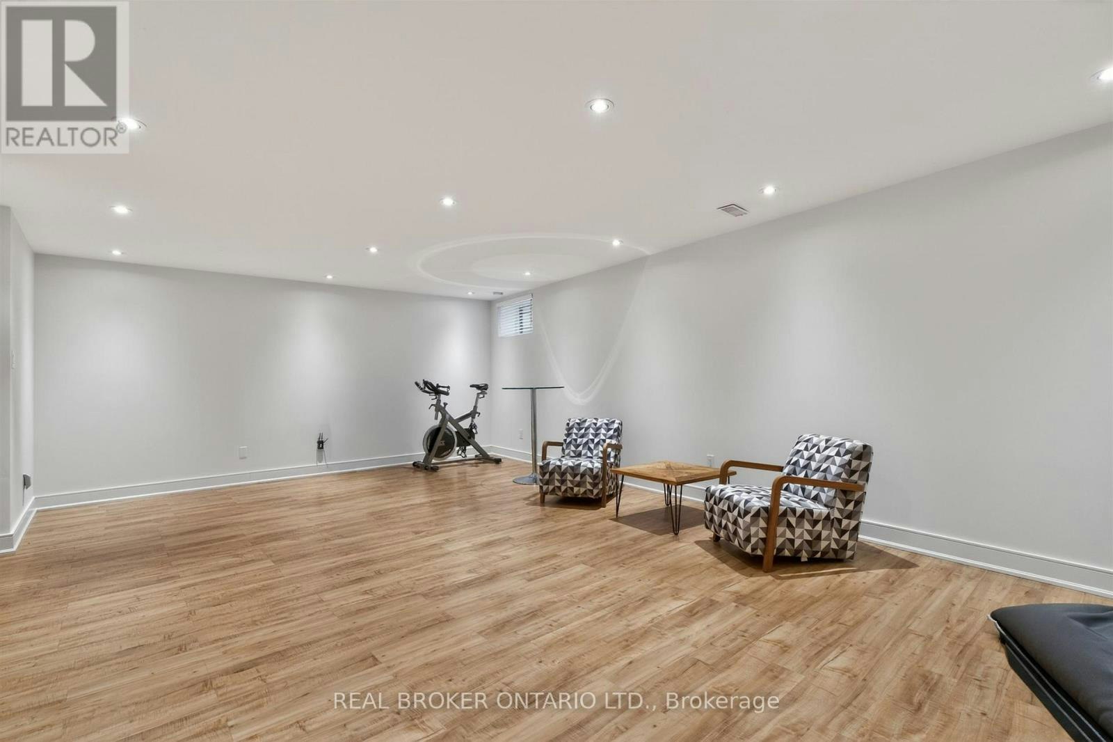 88 Kingsway Way SOUTH, Toronto, ON, M6S 3T3 - 34