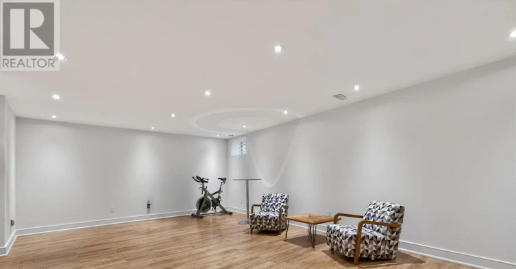 88 Kingsway Way SOUTH, Toronto, ON, M6S 3T3 - 34
