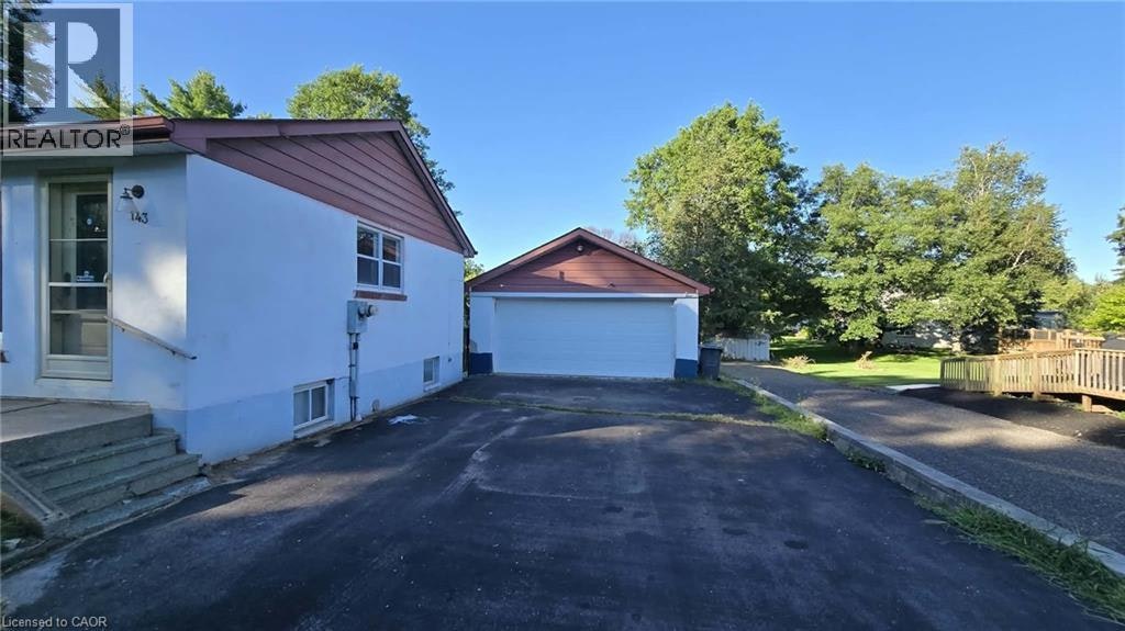 143 Confederation Street, Halton Hills, ON, L7G 3S3 - 3
