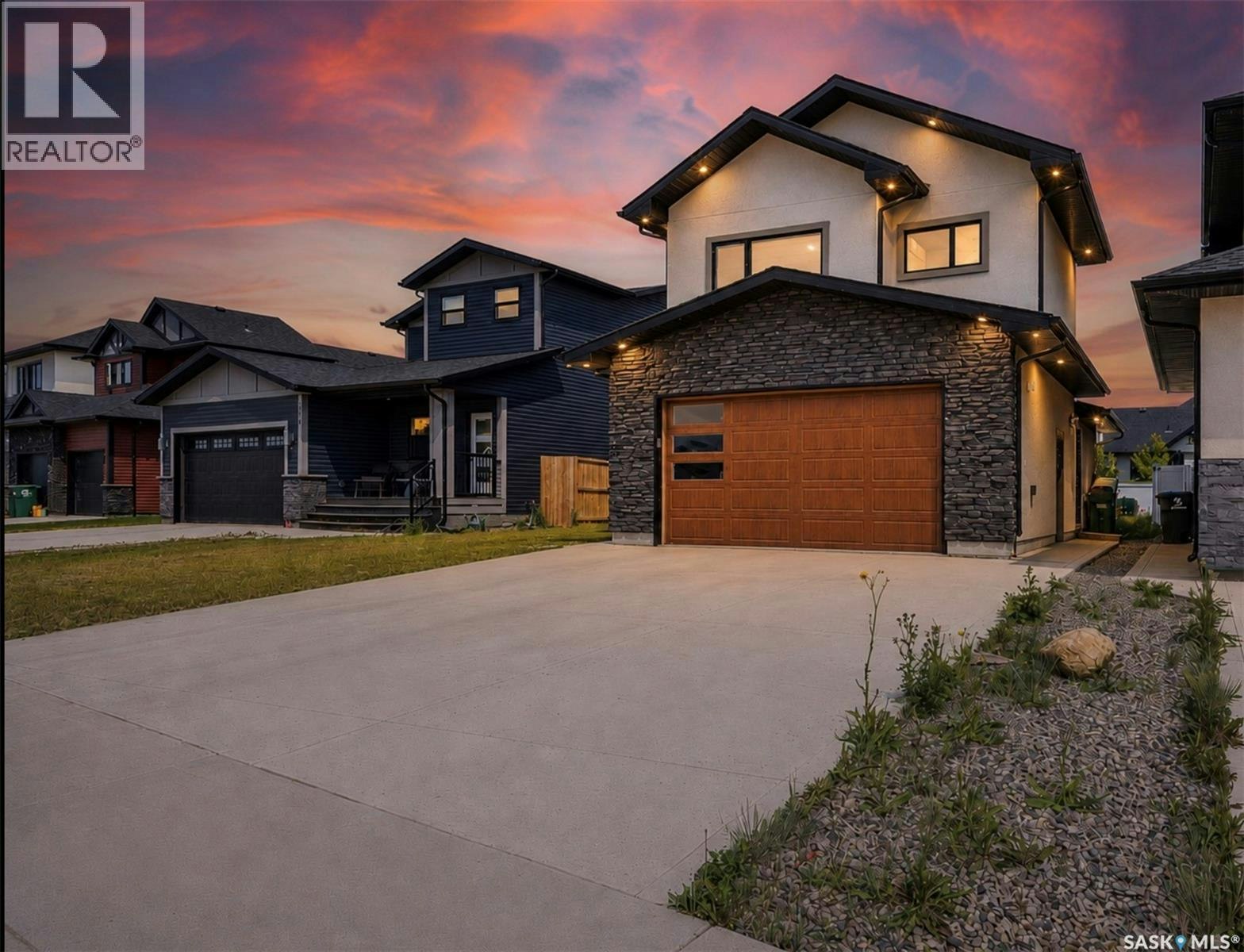 106 Kenaschuk Crescent, Saskatoon, SK, S7W 0Y6