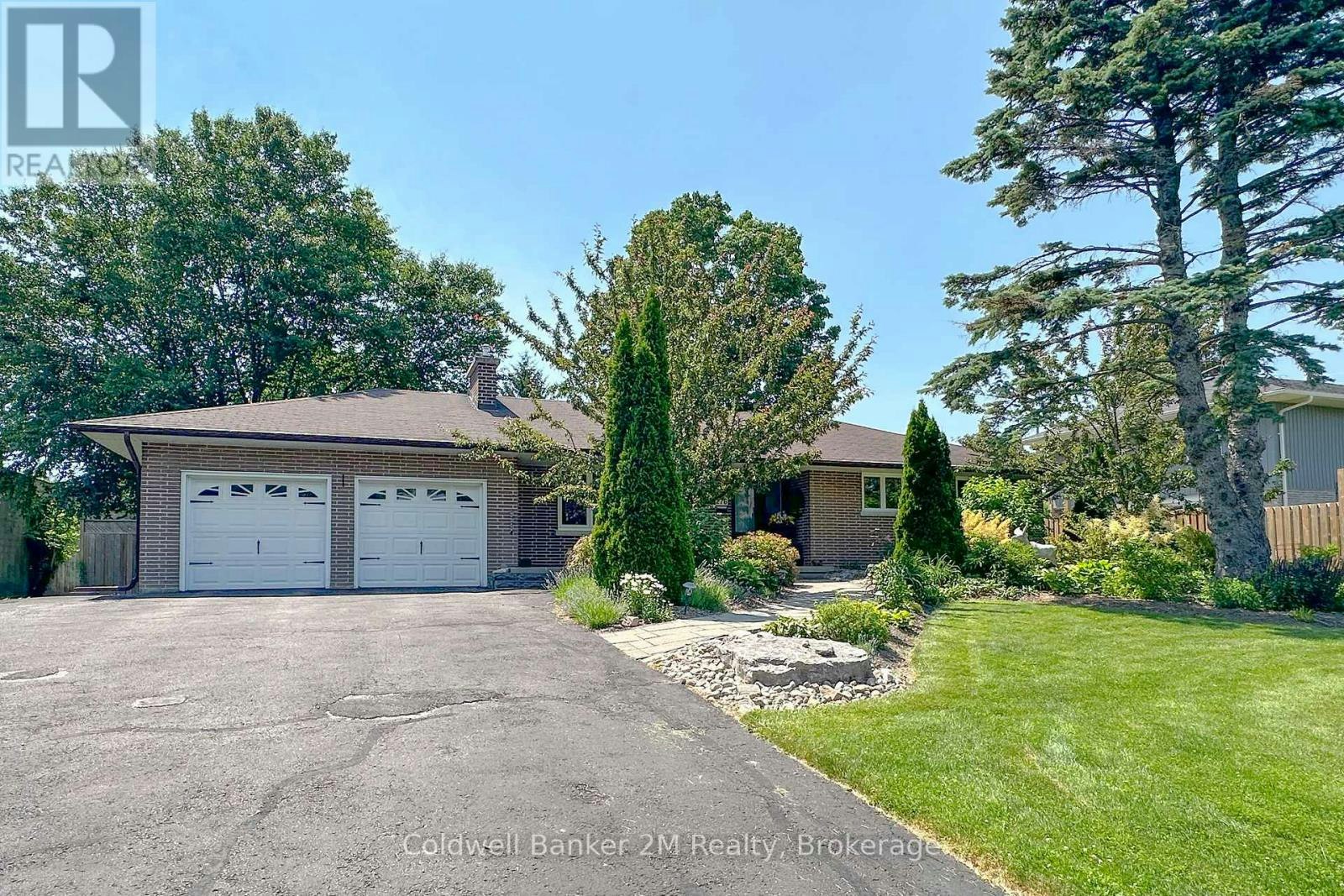 276 Park Road N, Oshawa, ON, L1G 4T1