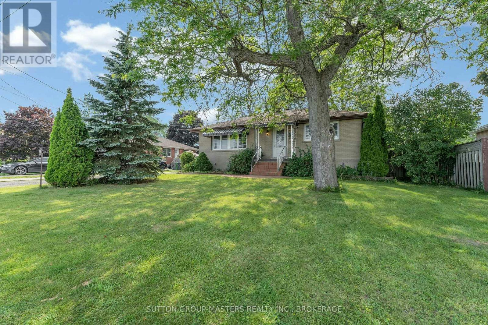 211 Days Road, Kingston, ON, K7M 3R3