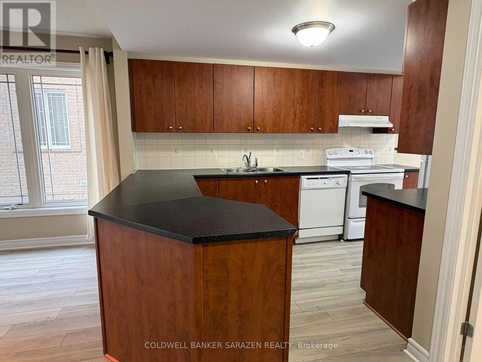 160 Paseo Private, Ottawa, ON, K2G 4N7 - 8