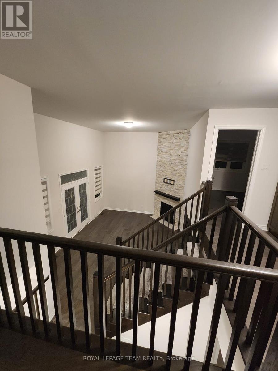 114 Bartonia Circle, Ottawa, ON, K4A 1E2 - 12