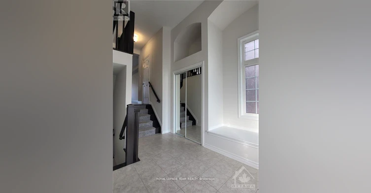 114 Bartonia Circle, Ottawa, ON, K4A 1E2 - 3