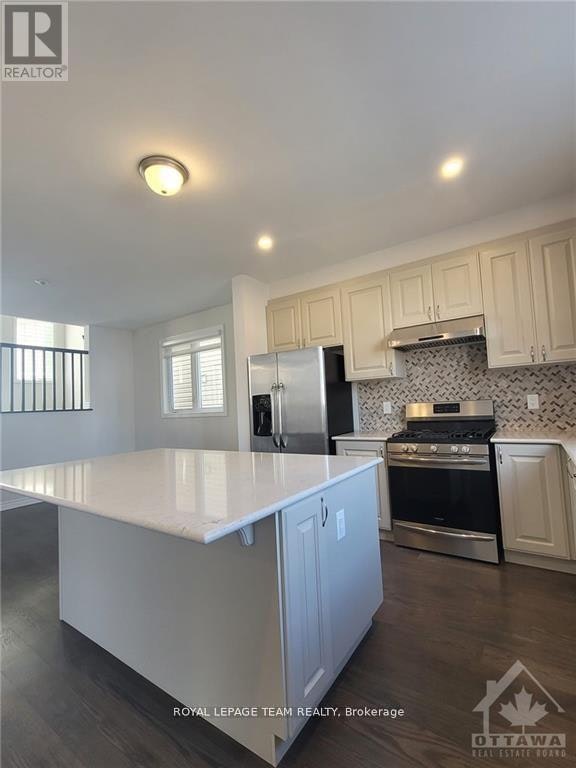 114 Bartonia Circle, Ottawa, ON, K4A 1E2 - 9