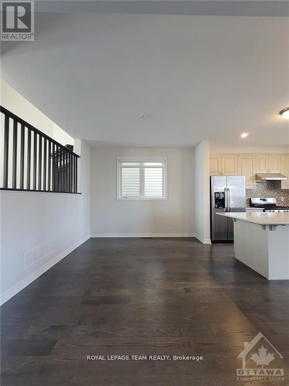114 Bartonia Circle, Ottawa, ON, K4A 1E2 - 7