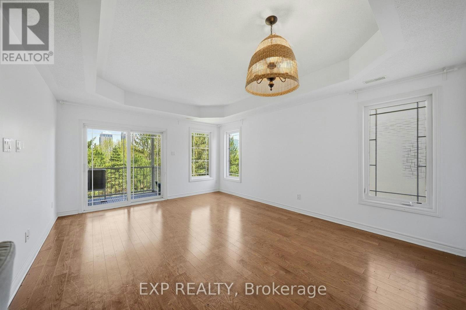 8-369 Paseo Private, Ottawa, ON, K2G 4N7 - 4