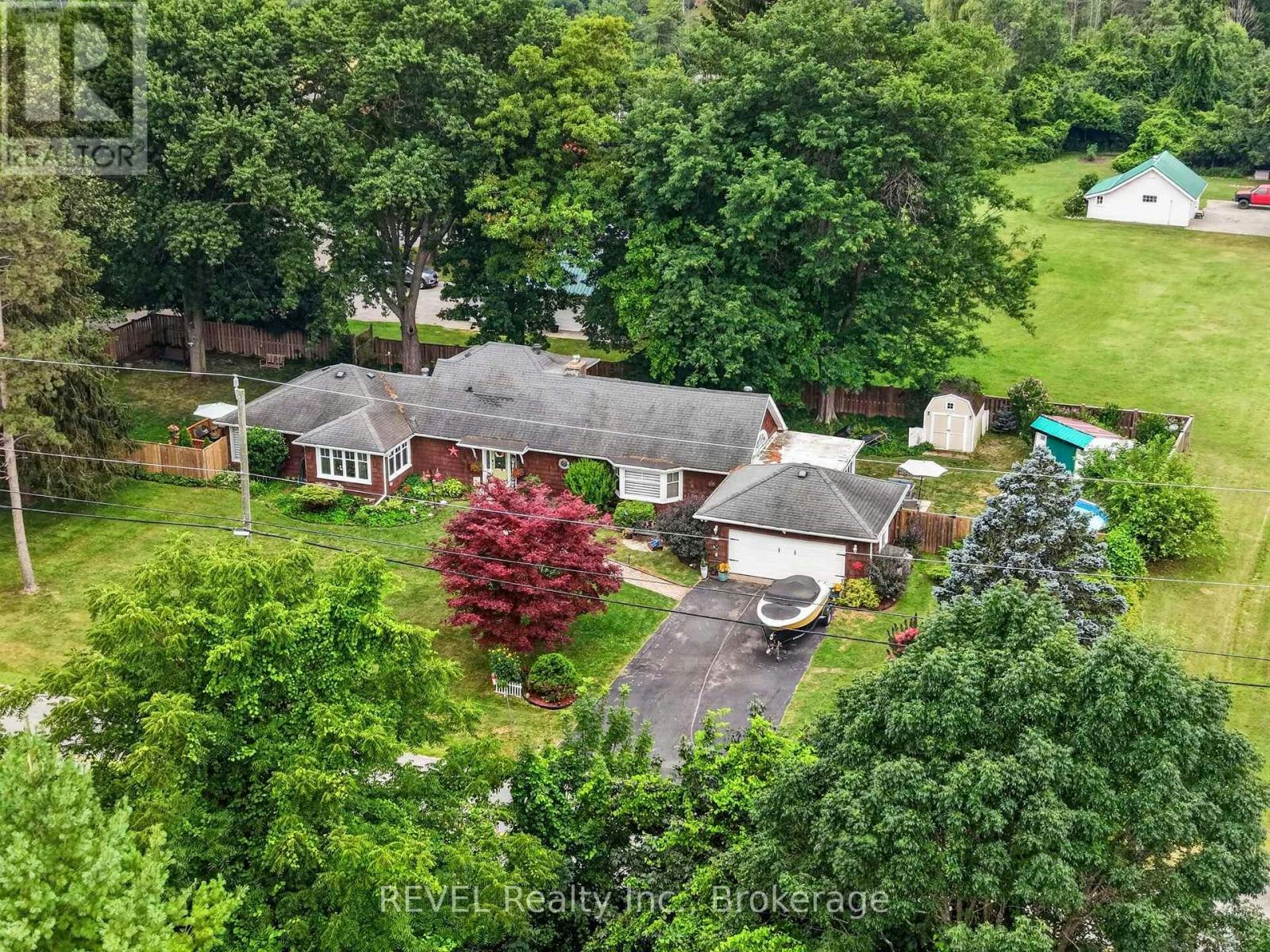 2631 Thompson Road, Fort Erie, ON, L2A 5M4