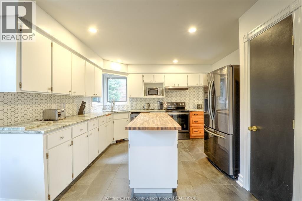 106 Marentette Drive, Lakeshore, ON, N0R 1A0 - 9