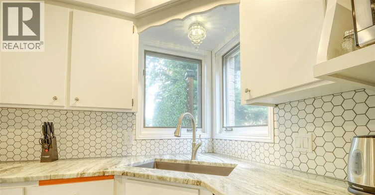 106 Marentette Drive, Lakeshore, ON, N0R 1A0 - 12