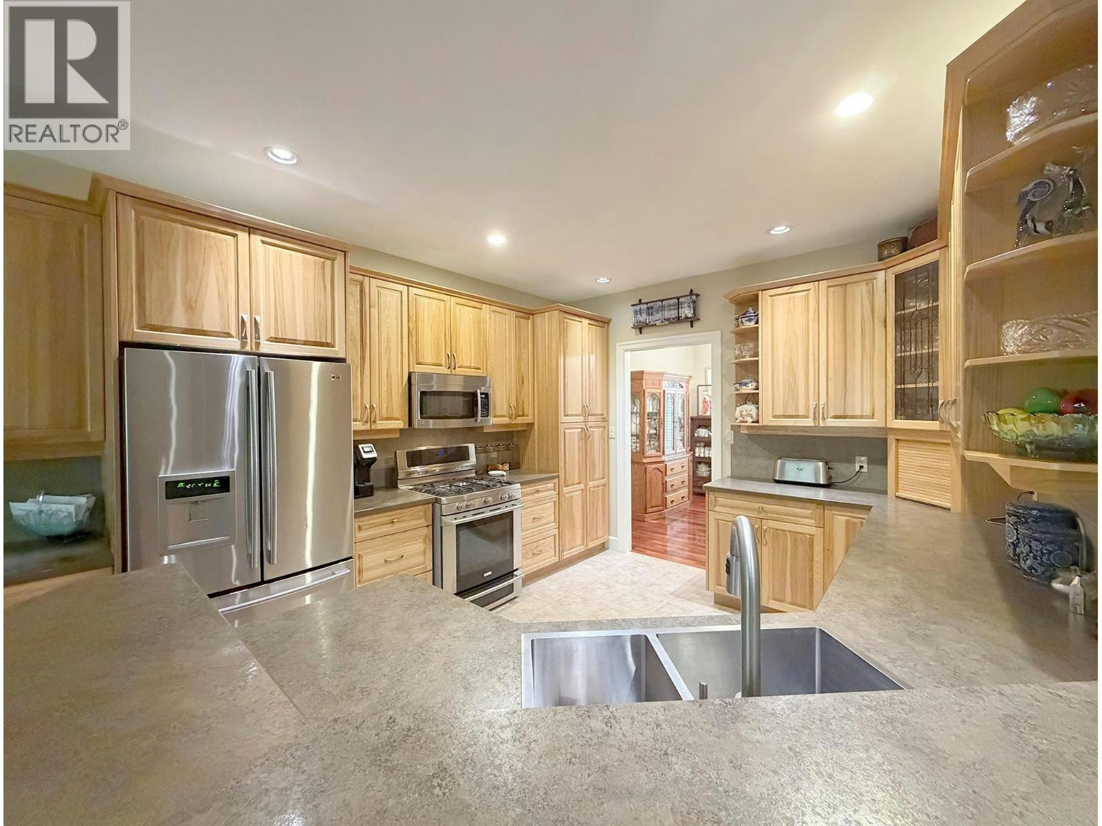 2530 Valley Place, Blind Bay, BC, V0E 1H2 - 14