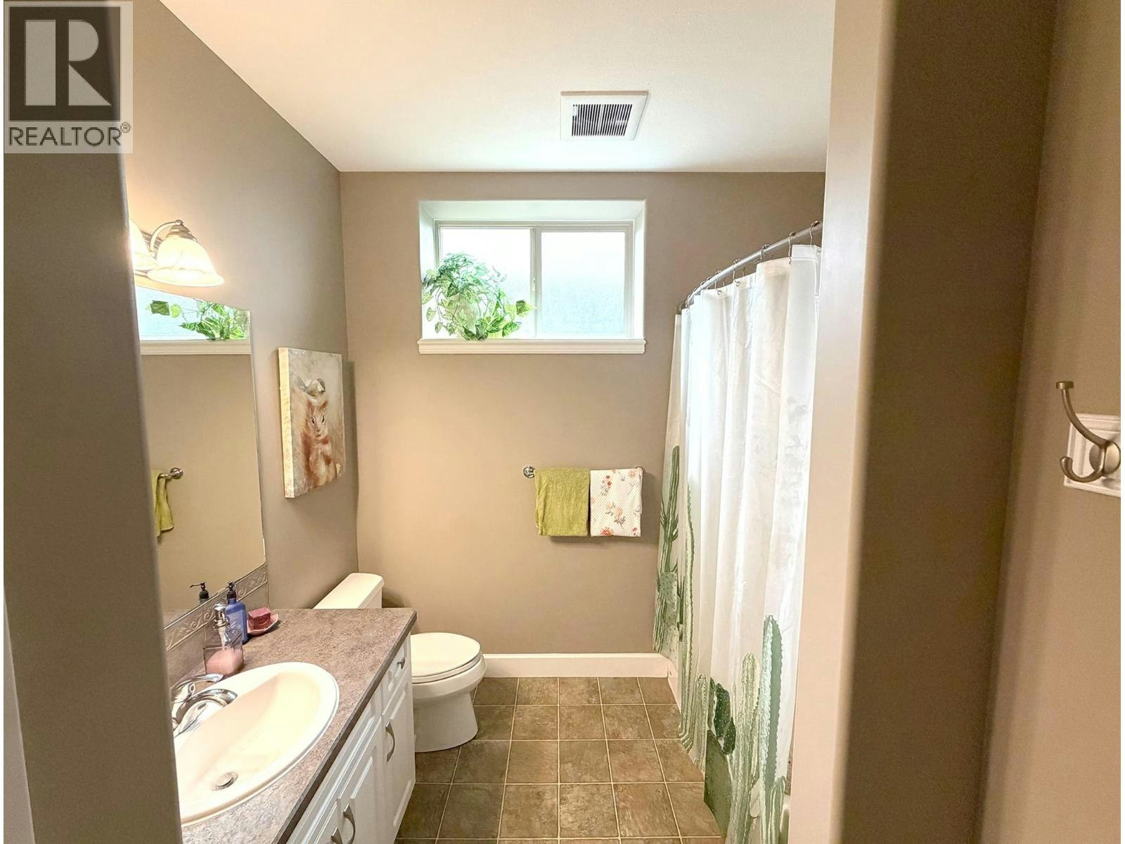 2530 Valley Place, Blind Bay, BC, V0E 1H2 - 44