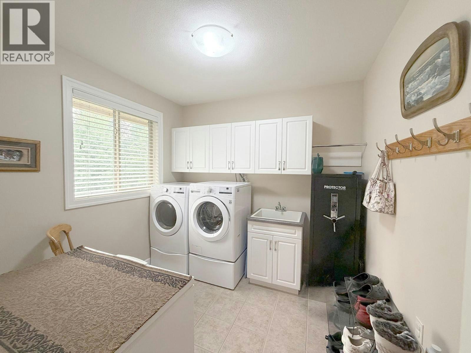 2530 Valley Place, Blind Bay, BC, V0E 1H2 - 36