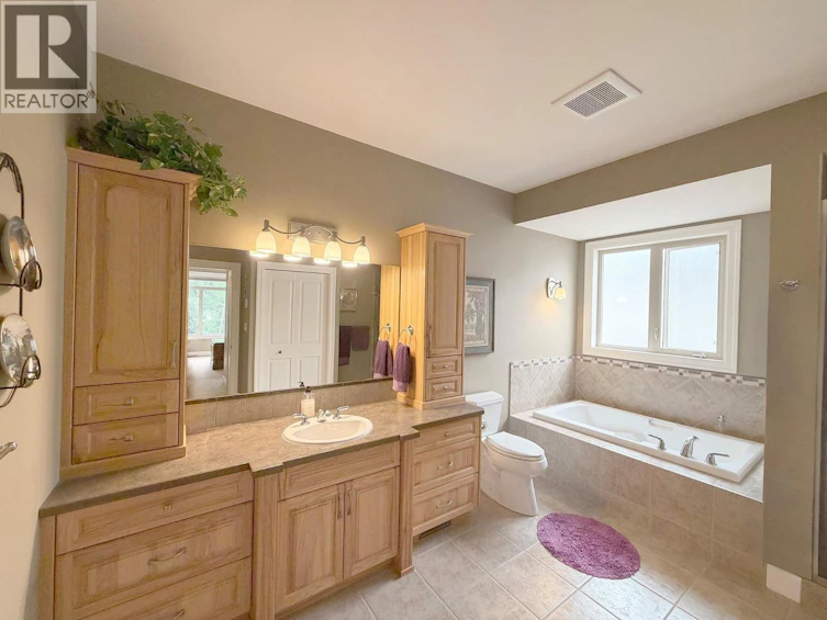 2530 Valley Place, Blind Bay, BC, V0E 1H2 - 26