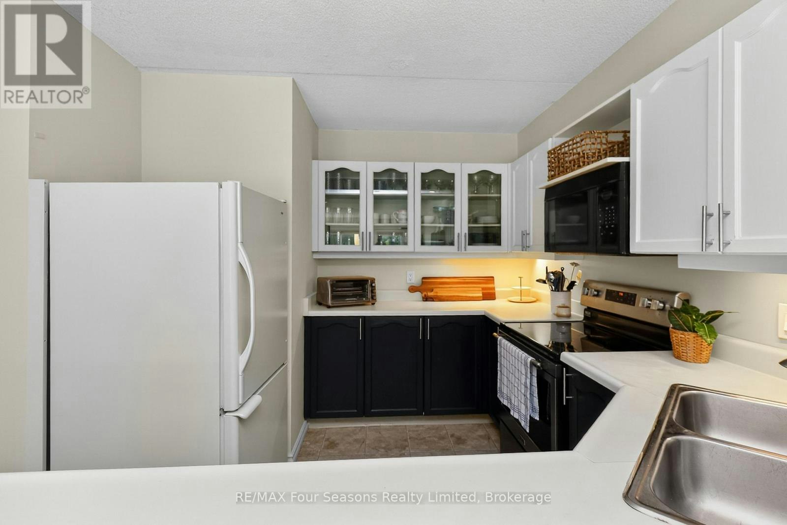 13-44 Trott Boulevard, Collingwood, ON, L9Y 5B7 - 18