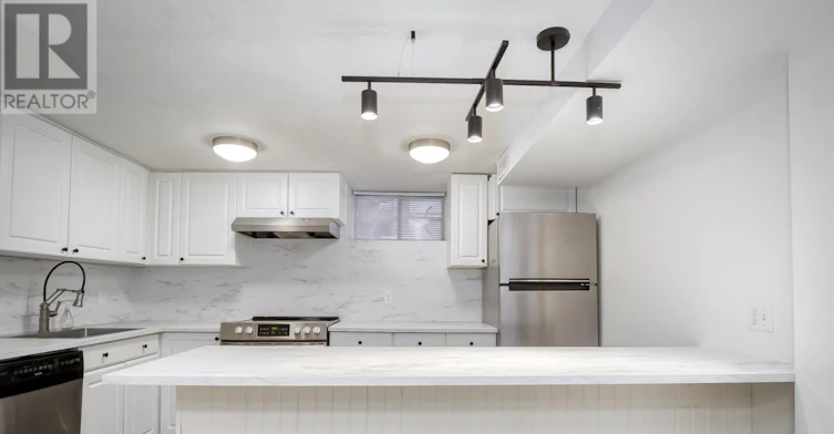 LOWER-146 Madison Avenue, Toronto, ON, M5R 2S5 - 10