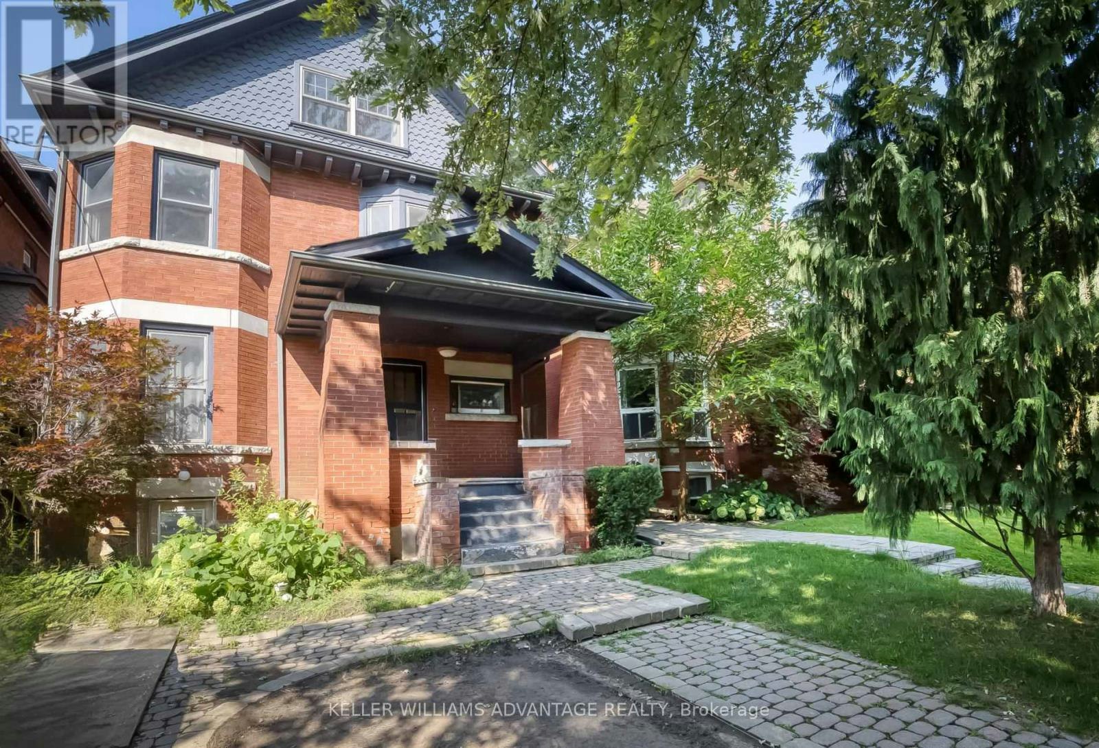 LOWER-146 Madison Avenue, Toronto, ON, M5R 2S5