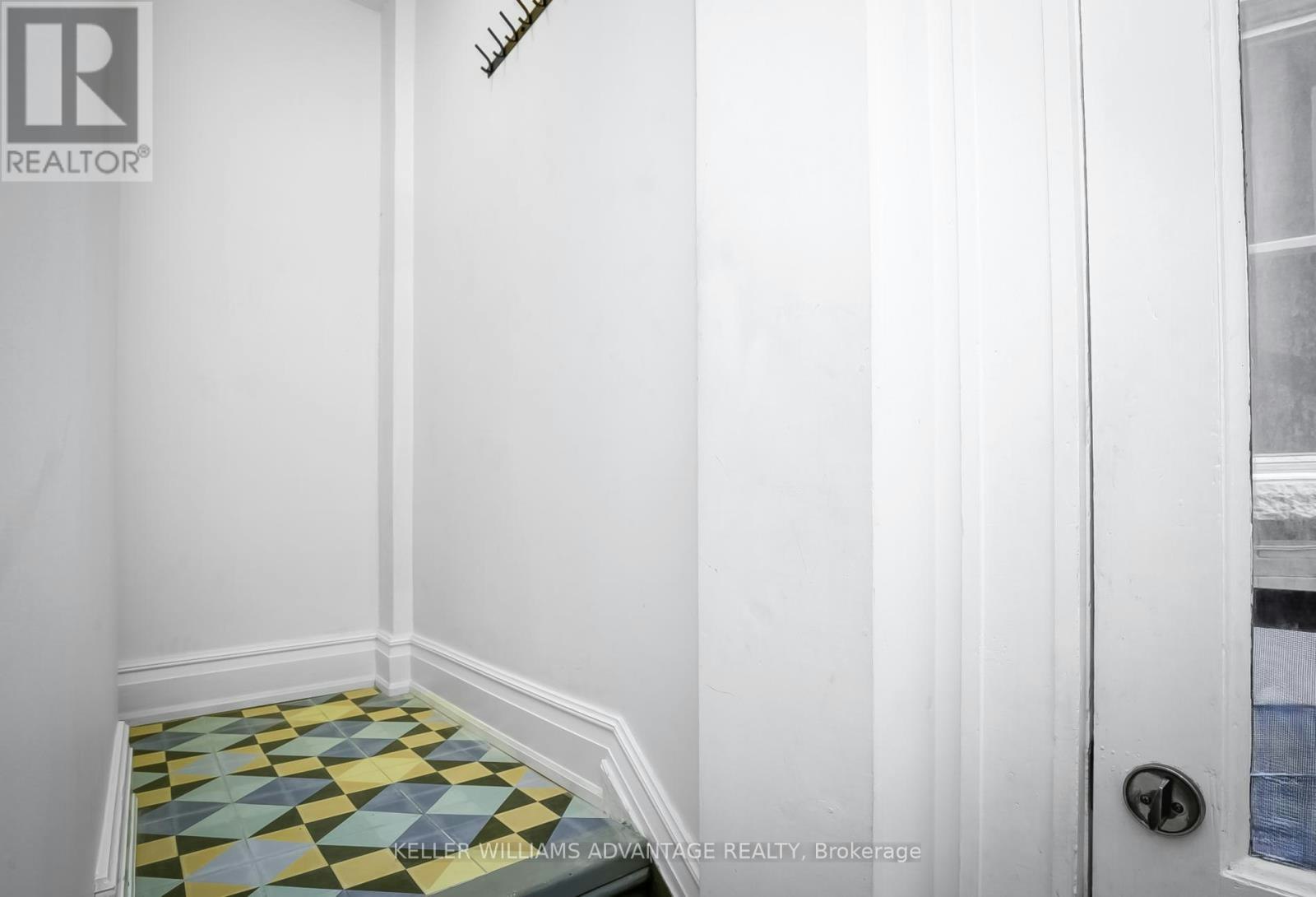 LOWER-146 Madison Avenue, Toronto, ON, M5R 2S5 - 4