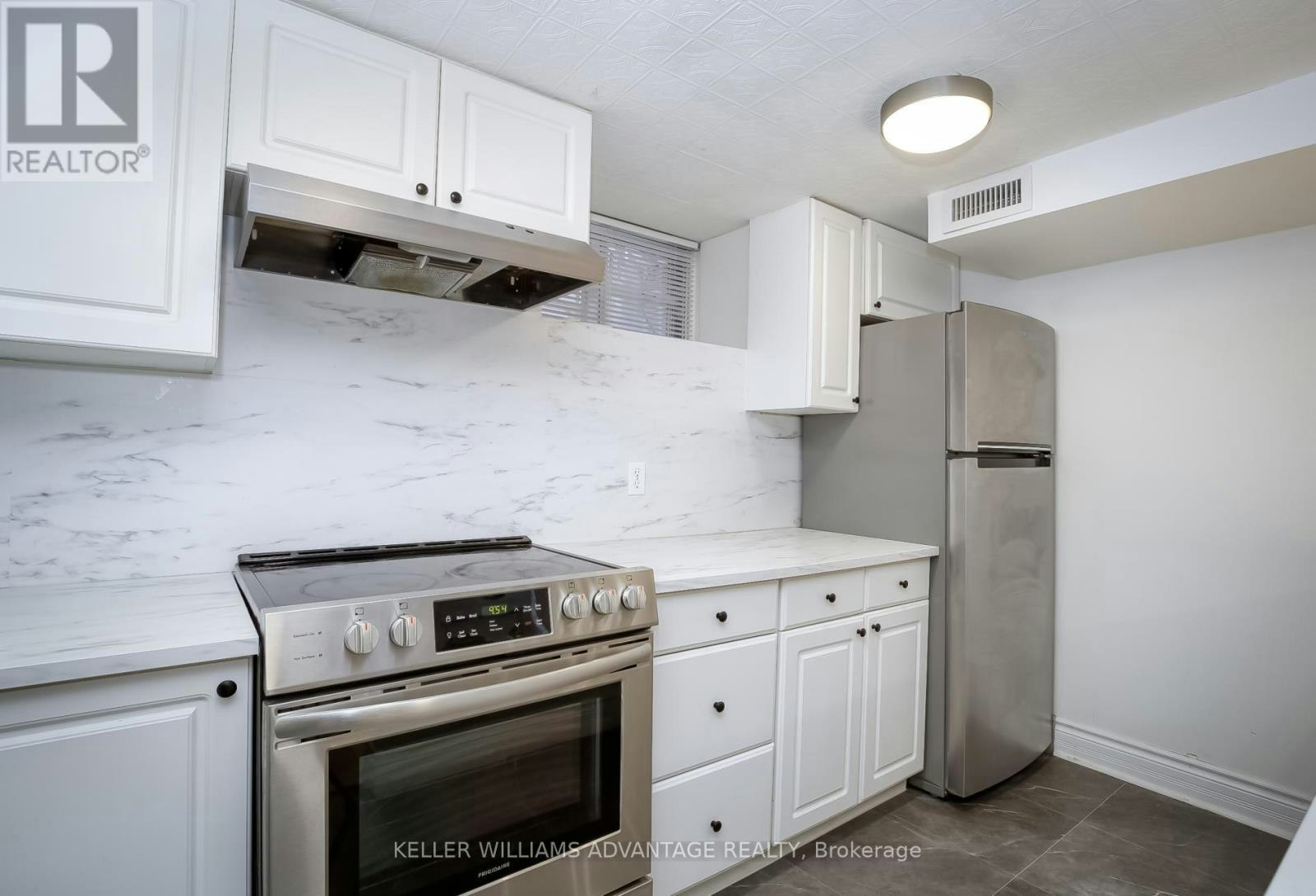 LOWER-146 Madison Avenue, Toronto, ON, M5R 2S5 - 11