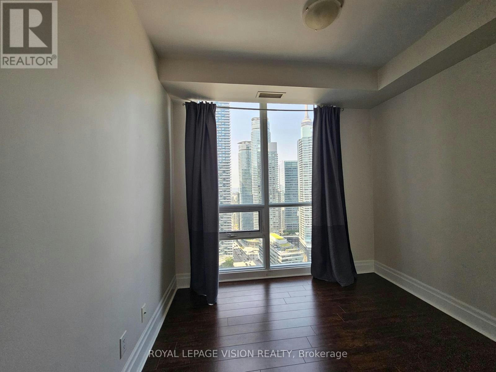 3810-16 Harbour Street, Toronto, ON, M5J 2Z7 - 11