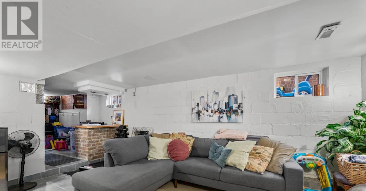 1084 Pape Avenue, Toronto, ON, M4K 3W5 - 26
