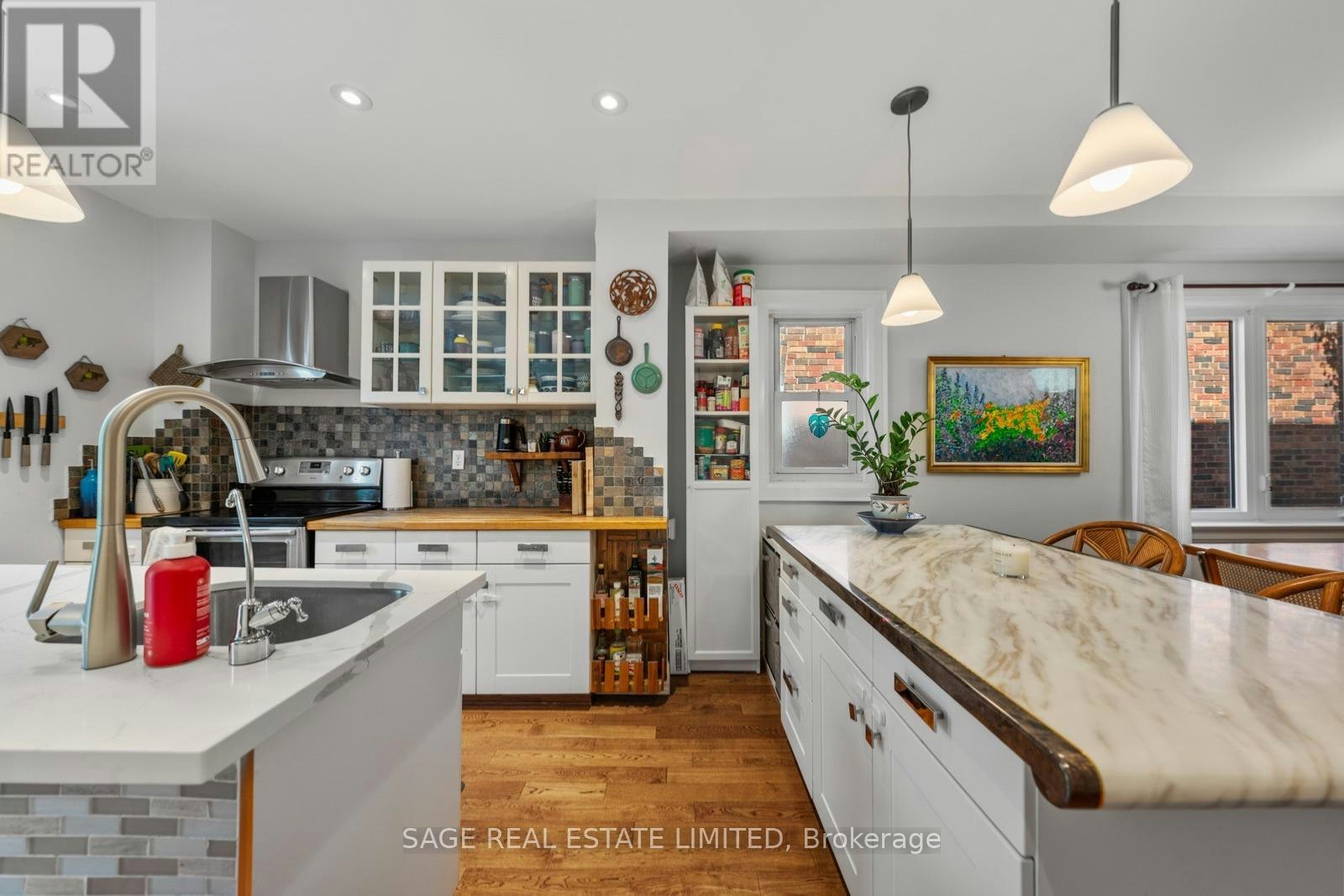 1084 Pape Avenue, Toronto, ON, M4K 3W5 - 9