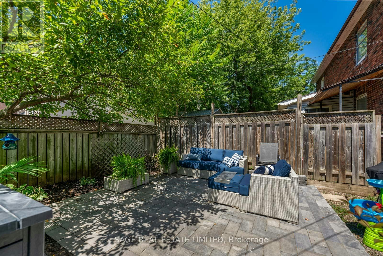 1084 Pape Avenue, Toronto, ON, M4K 3W5 - 29