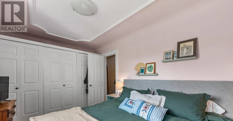 1084 Pape Avenue, Toronto, ON, M4K 3W5 - 17