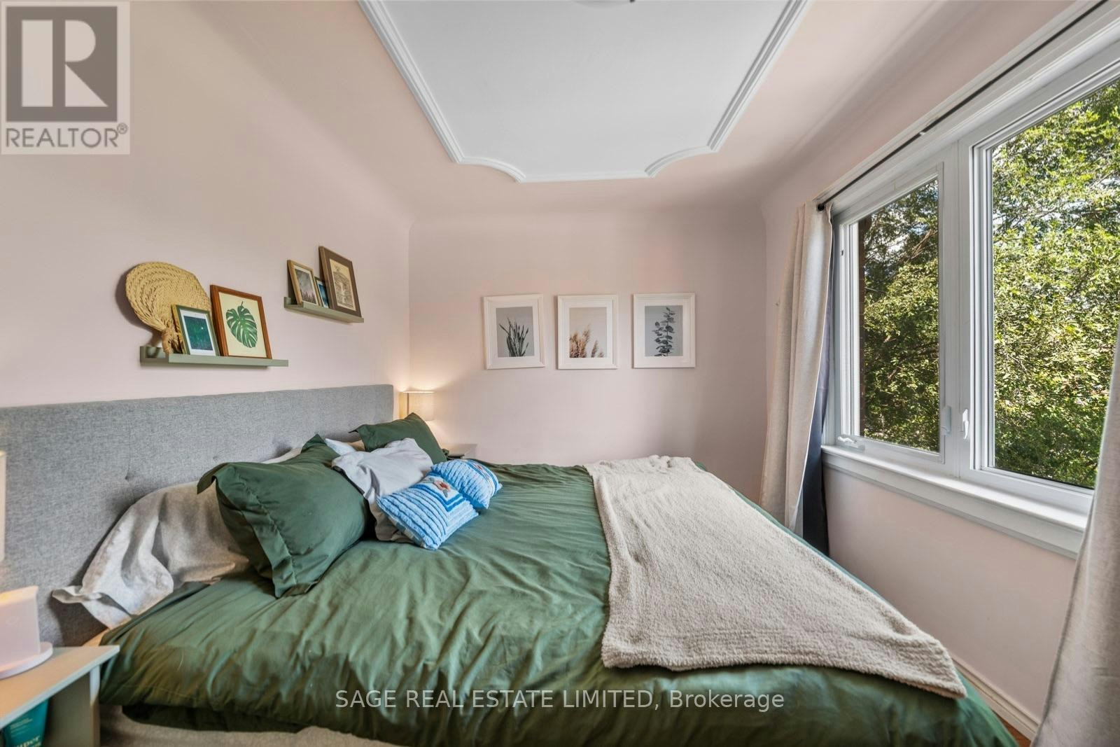 1084 Pape Avenue, Toronto, ON, M4K 3W5 - 16
