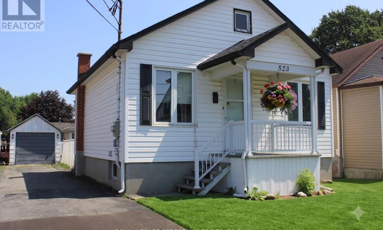 523 Bedford Street