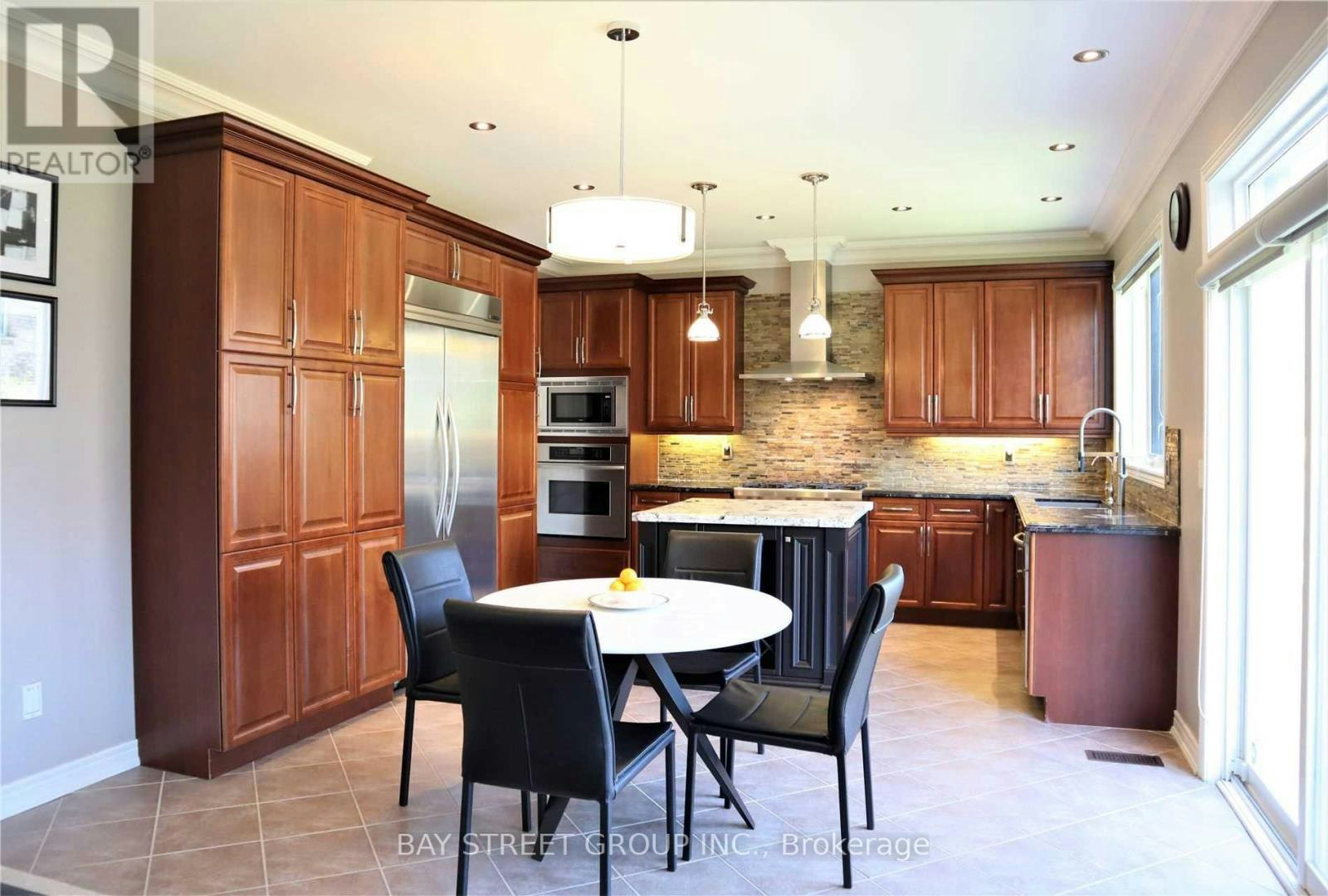 9 Eber Street, Richmond Hill, ON, L4E 4X2 - 9