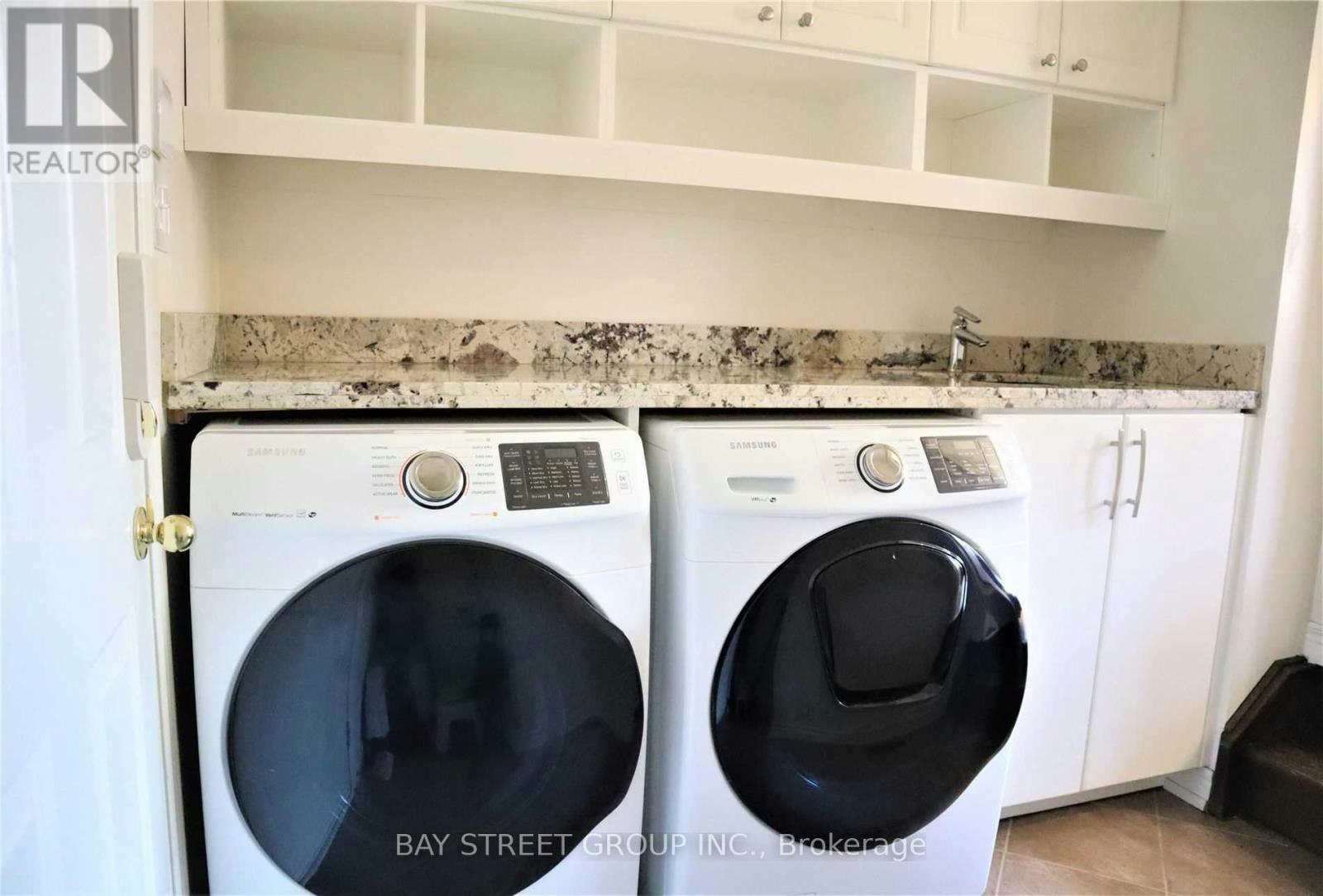 9 Eber Street, Richmond Hill, ON, L4E 4X2 - 10
