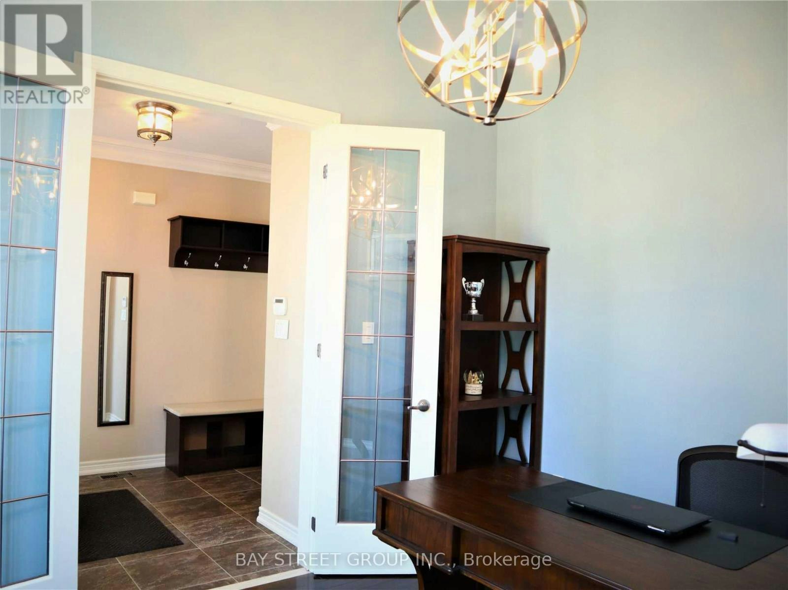 9 Eber Street, Richmond Hill, ON, L4E 4X2 - 3