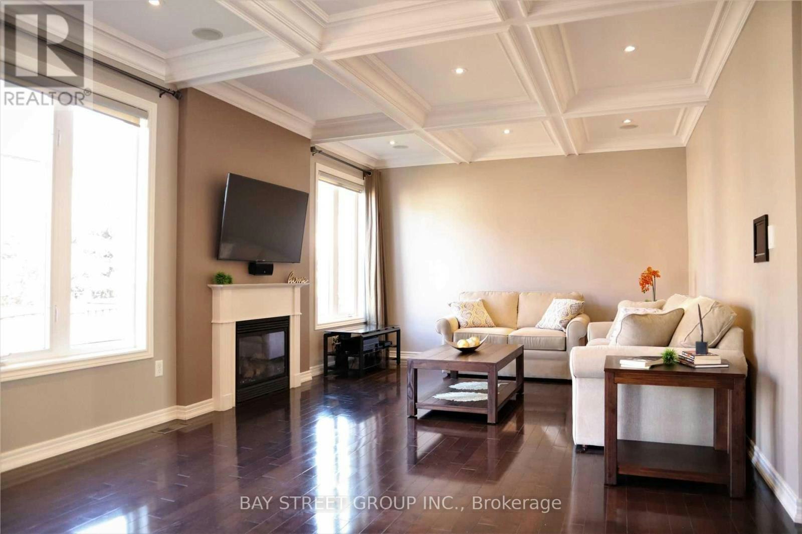 9 Eber Street, Richmond Hill, ON, L4E 4X2 - 8