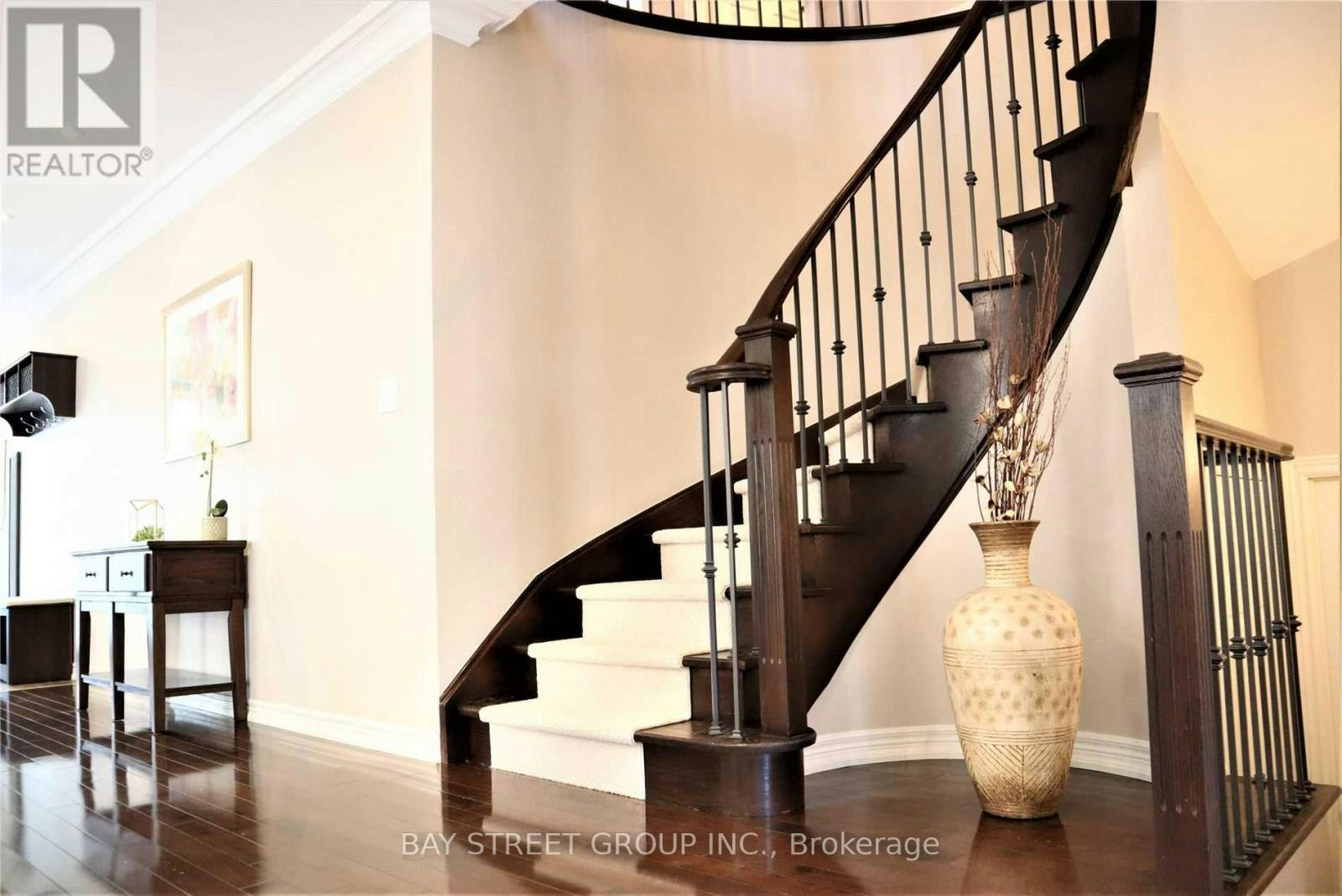 9 Eber Street, Richmond Hill, ON, L4E 4X2 - 6
